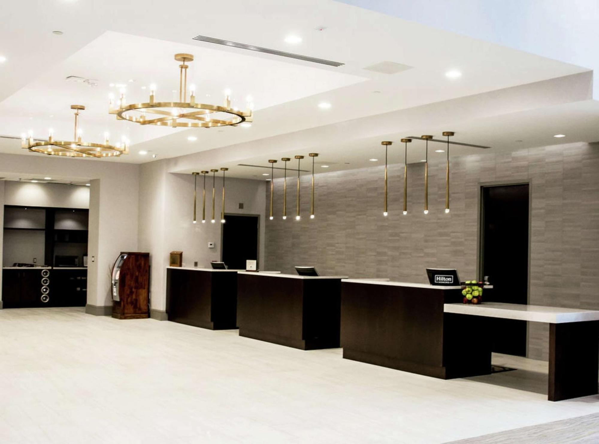 ดับเบิลทรี บาย ฮิลตัน ชาร์ลอตวิลล์ Hotel ชาร์ลอตต์สวิลล์ ภายนอก รูปภาพ