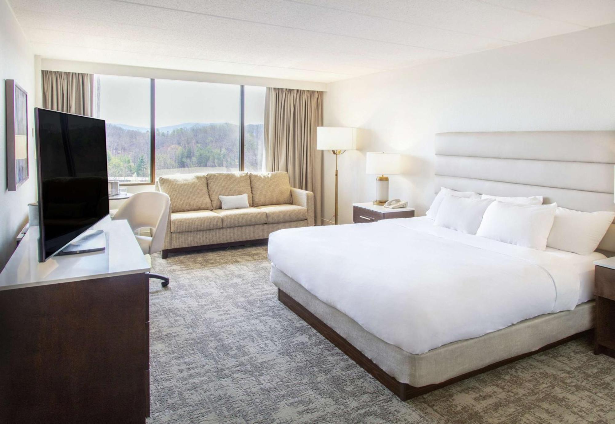 ดับเบิลทรี บาย ฮิลตัน ชาร์ลอตวิลล์ Hotel ชาร์ลอตต์สวิลล์ ภายนอก รูปภาพ