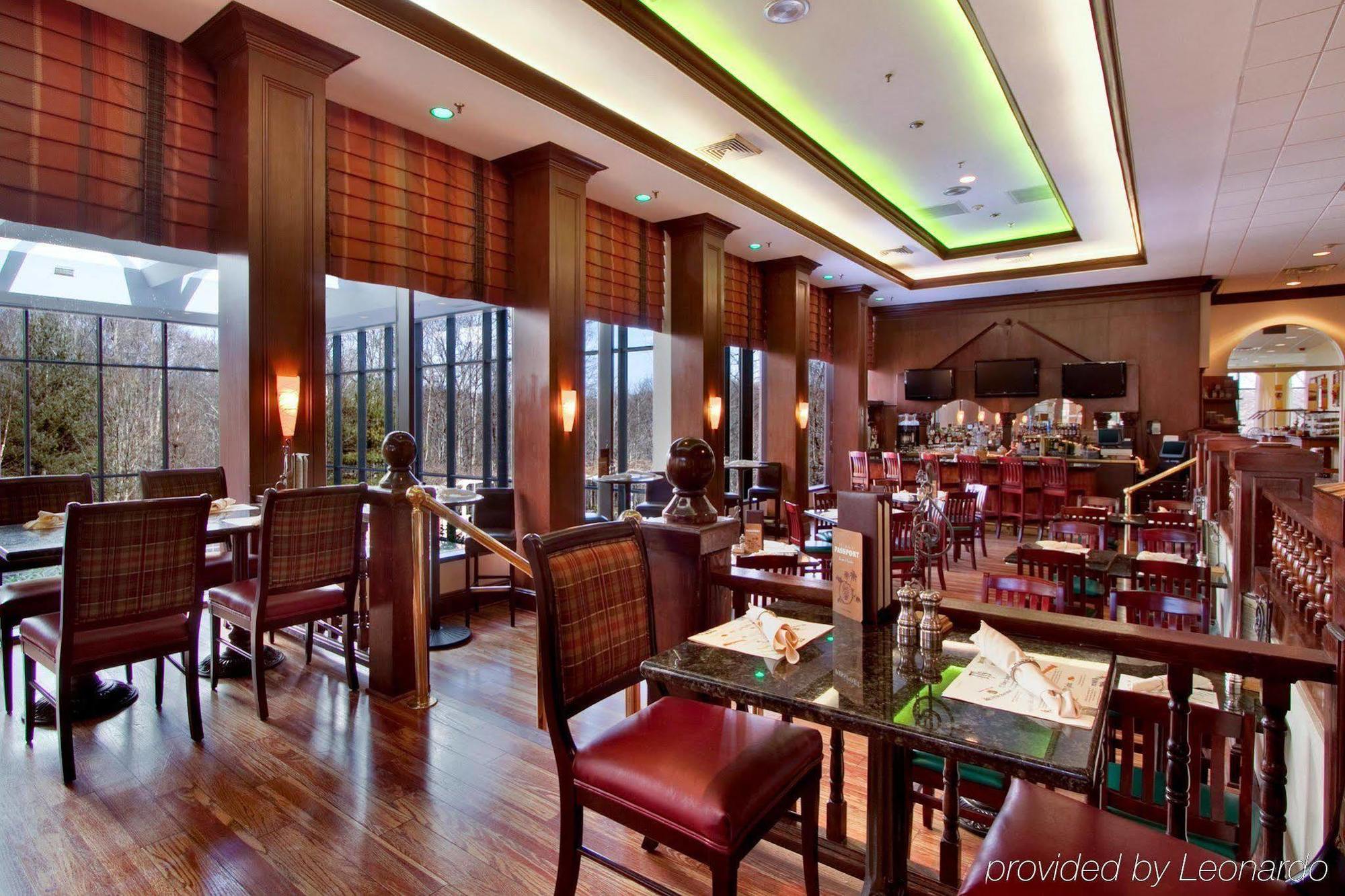 ดับเบิลทรี บาย ฮิลตัน ชาร์ลอตวิลล์ Hotel ชาร์ลอตต์สวิลล์ ร้านอาหาร รูปภาพ